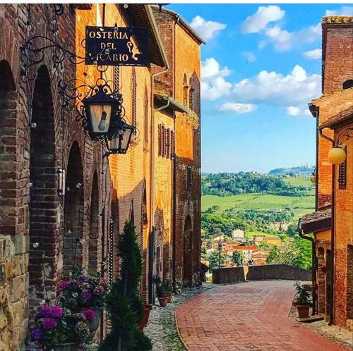 Certaldo Alto Bed & Breakfast | B&B Osteria Del Vicario
