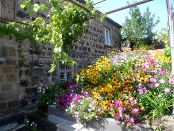 Yeghegnadzor Bed & Breakfast | B&B Ruzan