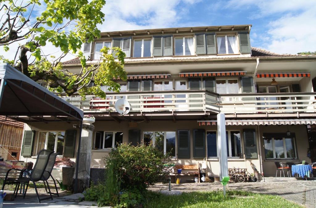Goldiwil Bed & Breakfast | B&B Schönörtli