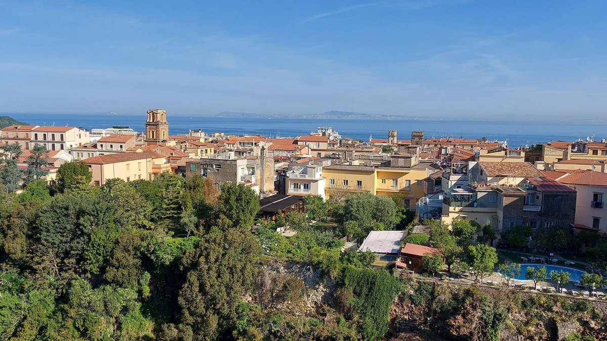 Sorrento Historic Centre Bed & Breakfast | B&b "Sorrento Made in Italy" in the center but far from the city coas.