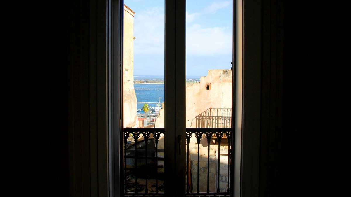 Isola del Borgo Antico Bed & Breakfast | B&B U'Panare, in Taranto's historic center a structure reminiscent of home