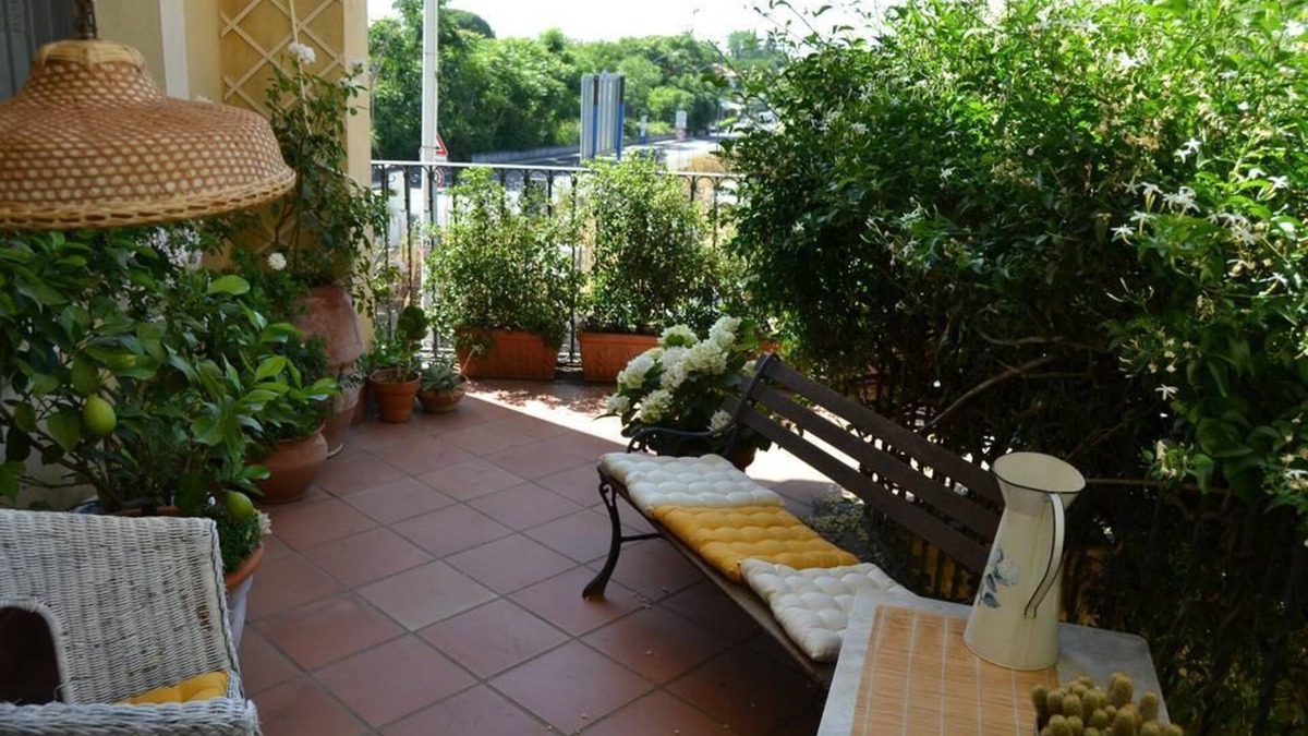 Viagrande Bed & Breakfast | B&B Velardi