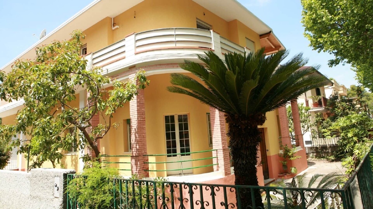 Praia a Mare Bed & Breakfast | B&b VILLA ANNA MAT BALCONY