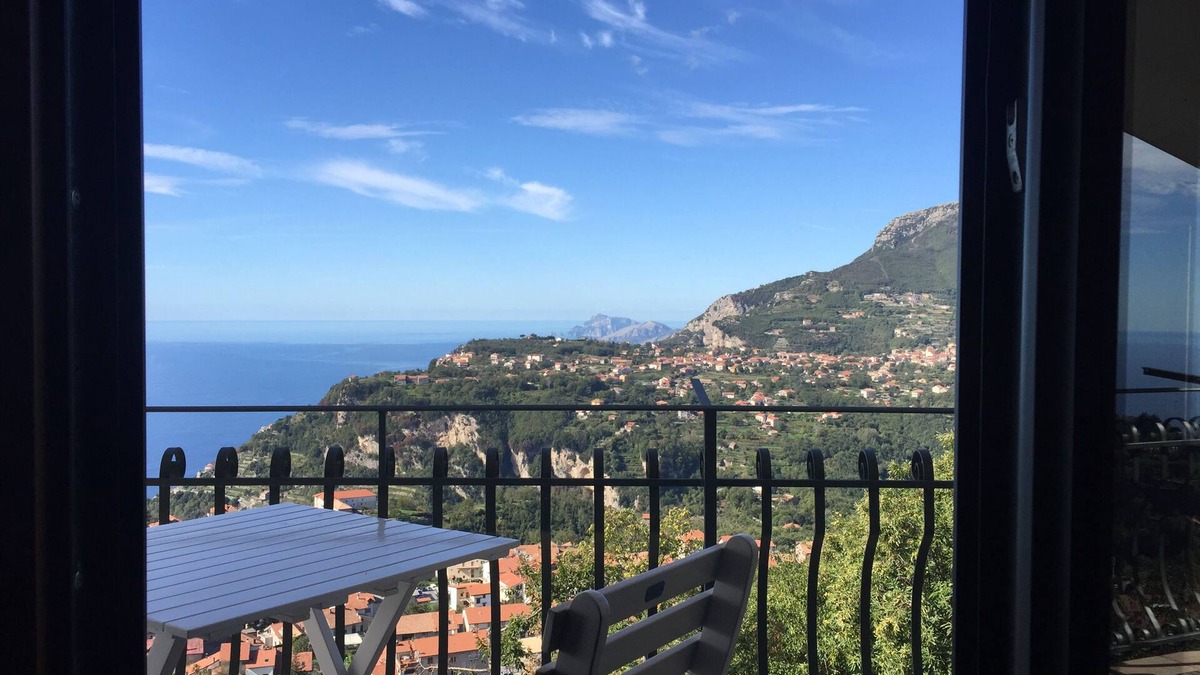 San Lazzaro Bed & Breakfast | B&B Villa Reginella