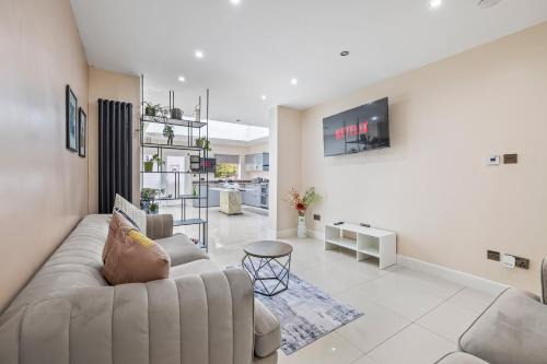 Bloxwich House | B26 1Rn