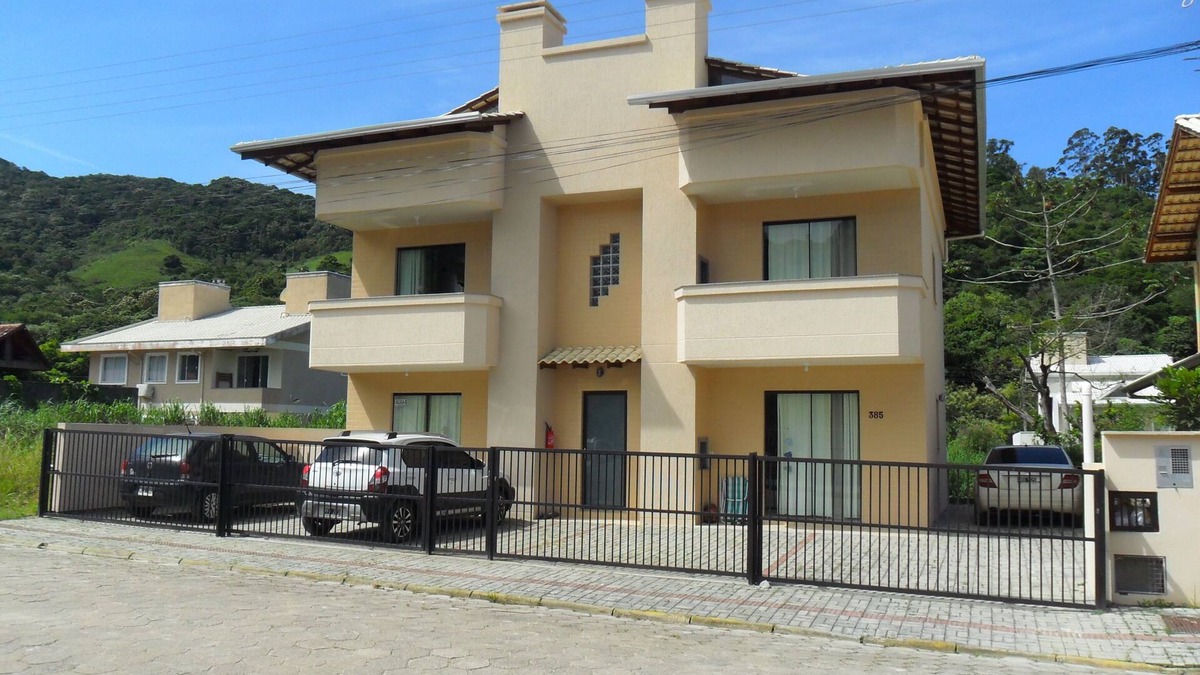 Zimbros Apartment | BAÍA BELA RESIDENTIAL 1 bedroom apartment in Cantinho de Zimbros-Bombinhas
