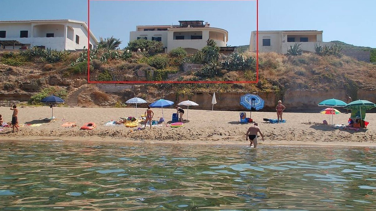 Tresnuraghes House | BA2 Nice apartment in waterfront villa- Private stair to the sandy beach