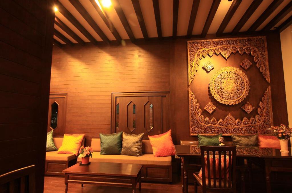 Wua Lai Hotel | Baan Ratchiangsaen