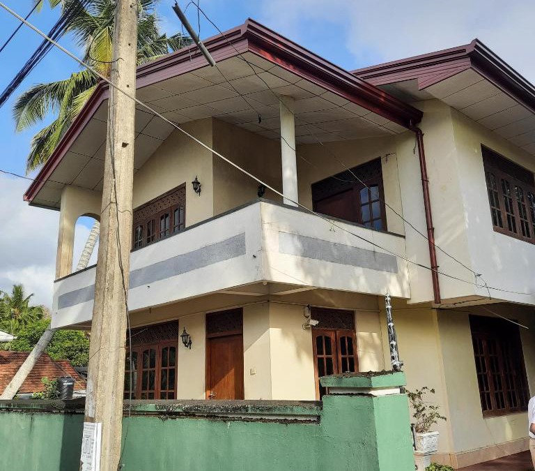 Wadduwa House | Backpackers