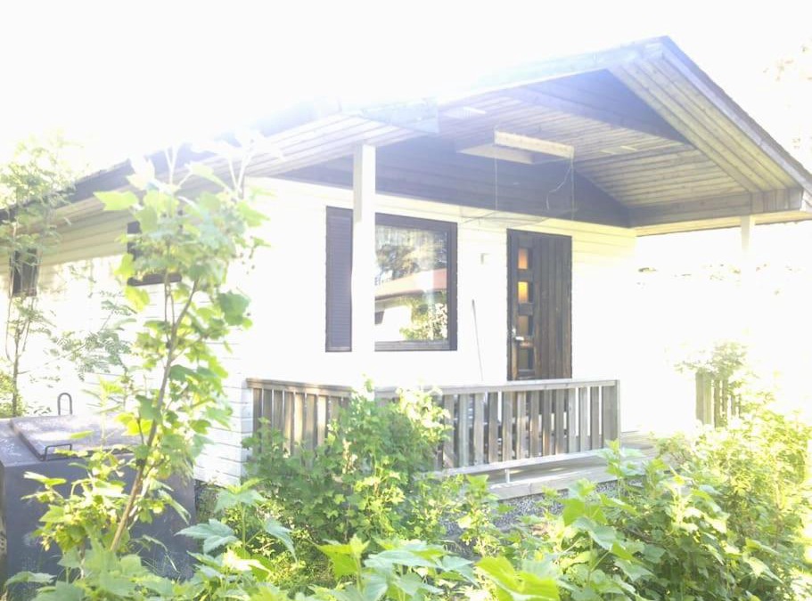 Keminmaa Apartment | Backyard Cabin With Veranda By Kemi River In Keminmaa