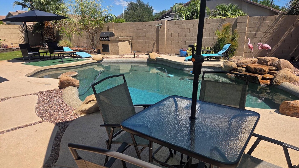Chandler House | Backyard Oasis near downtown