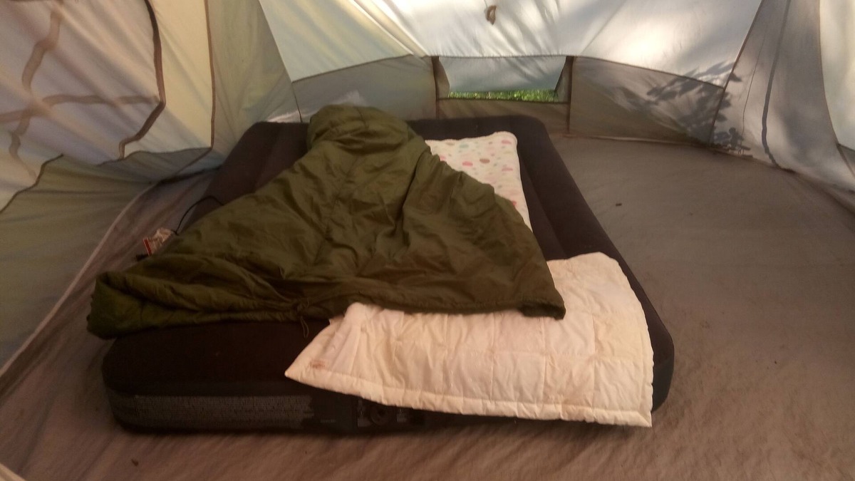 Kenosha Apartment | Backyard Tent Wakling distance to the beach
