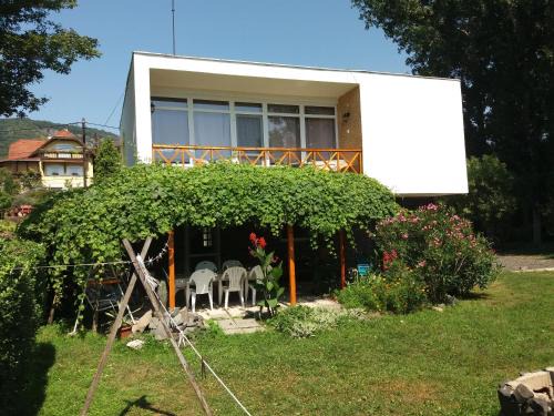 Badacsony Apartment | Badacsonyi Lugas apartmanok