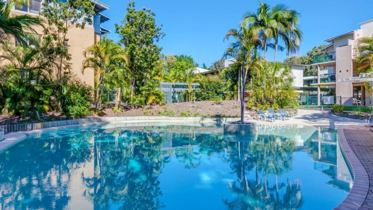 Rainbow Beach Apartment | Baden 84 - Rainbow Shores. Walk To Beach - Resort Unit - Pools - Tennis Court