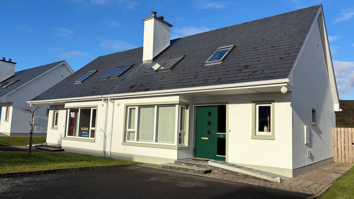 Lecemy House | Badger's Rest | Cosy & Charming | Garden | Walk to Donegal Town