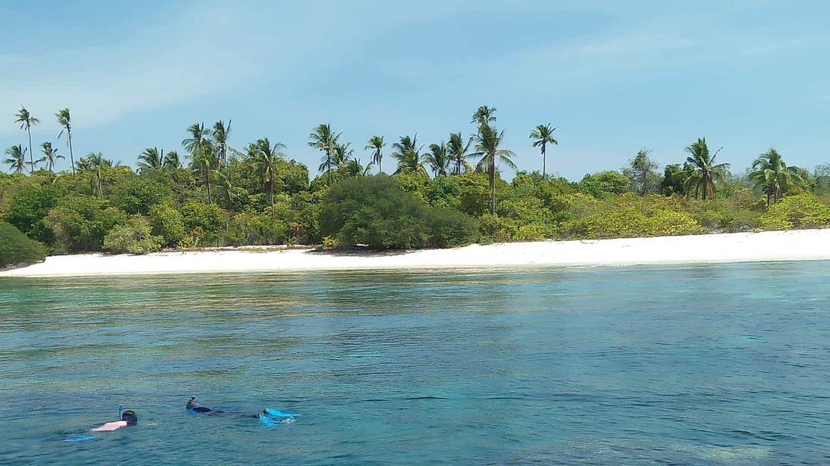 Linapacan RV Rental | Bagambangan Island Campsite
