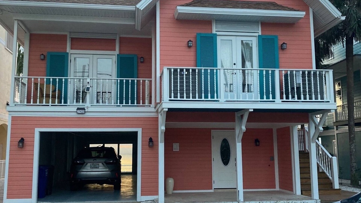 Bonita Springs House | Bahama Beach House Bonita Beach Beachfront Home