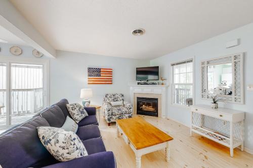 Bethany Beach House | Bahamas Beach Cottages - 602 New Providence
