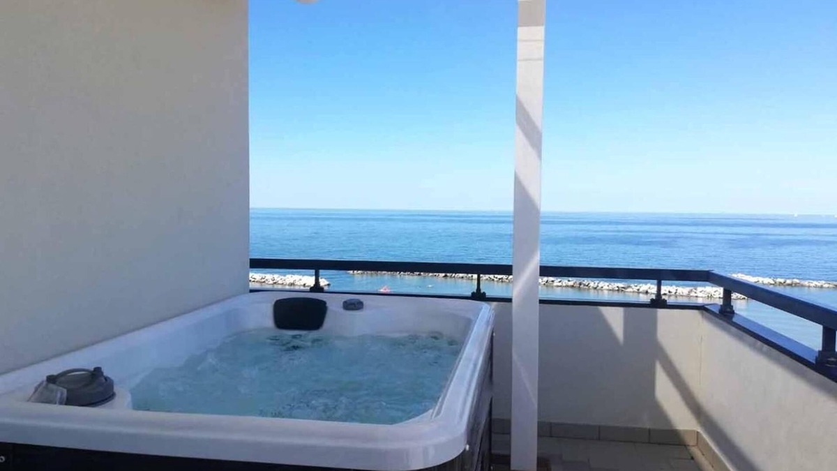 Viserbella Hotel | Baia