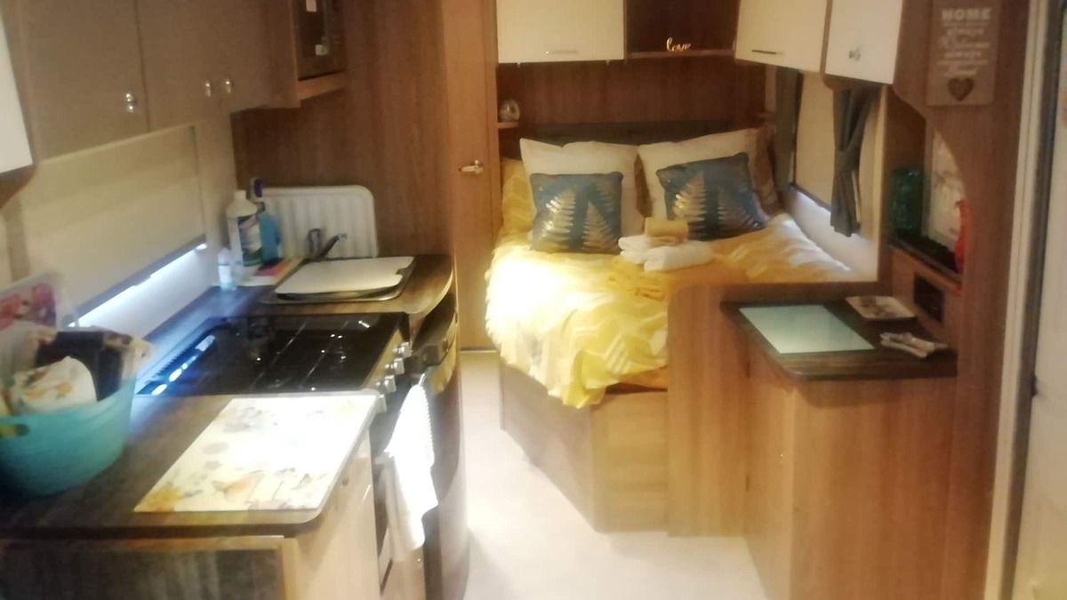 Staunton House | Bailey The 4 Berth Caravan @ Broadstone Park