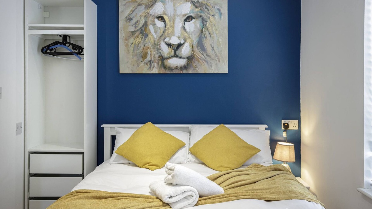 Blackpool Town Center Apartment | Bairstow Street - Studio