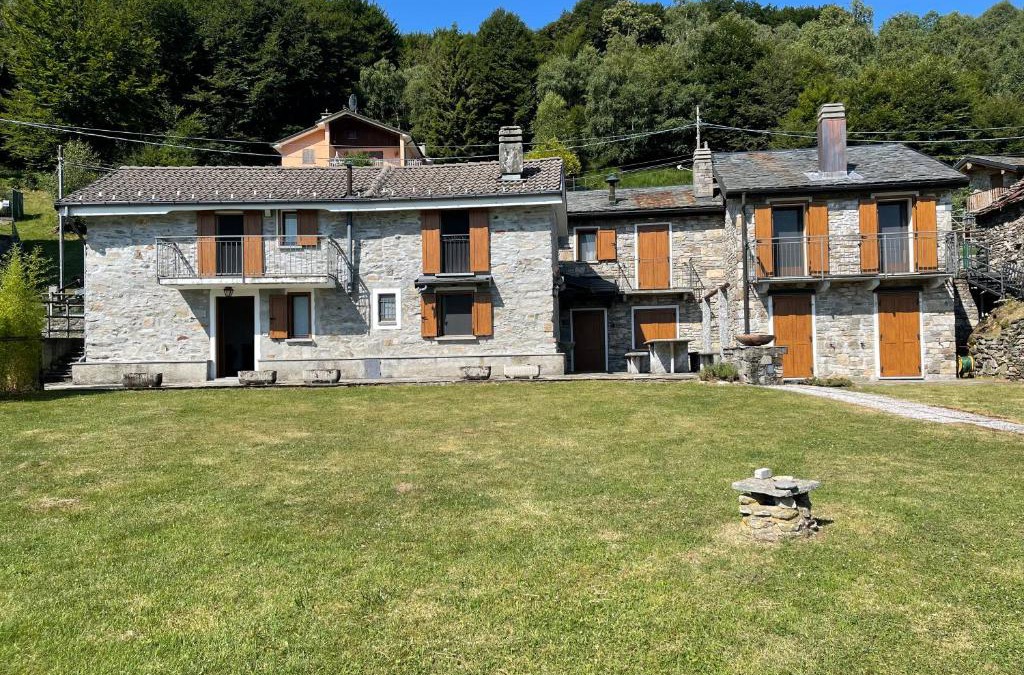 Tronzano Lago Maggiore Villa | Baita Primula