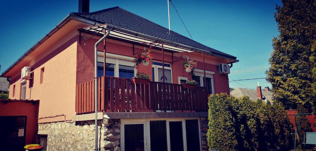 Bakonybel House | Bakonybéli Patakpart Vendégház