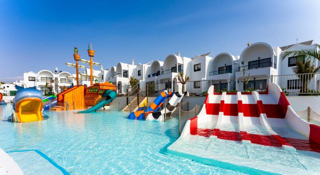 Puerto del Carmen Hotel | Bakour Lanzarote Splash