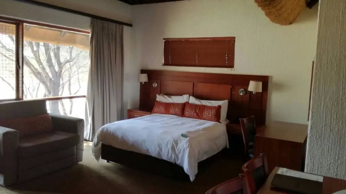 Ledig Cabin | Bakubung Self-Catering Chalets