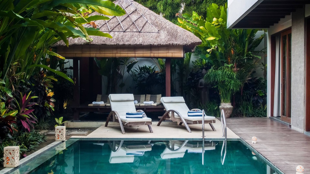Petitenget Villa | Bali Holiday Villas - La Mer with private pool