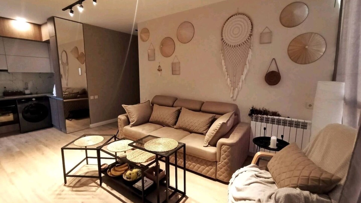 Batumi Apartment | Bali Style Expats Flat: Coffee & Yoga & Work room
