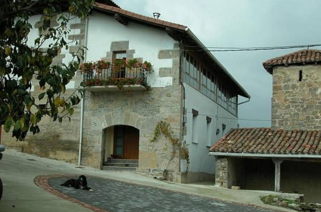 Basaburua House | Balkonpe Landa Etxea