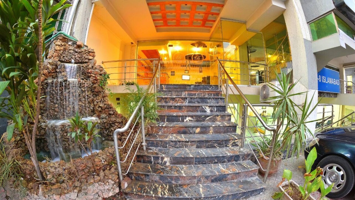 G-8 Sector Hotel | Ballagio Hotel