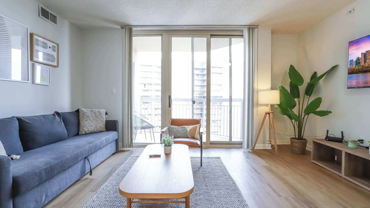 Ballston Apartment | Ballston Hub, Steps to Metro