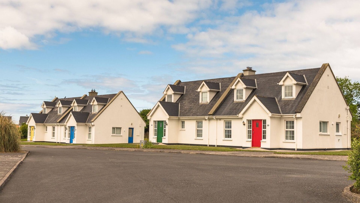 Ballybunion Ski Chalet | Ballybunion Holiday Cottage No 21