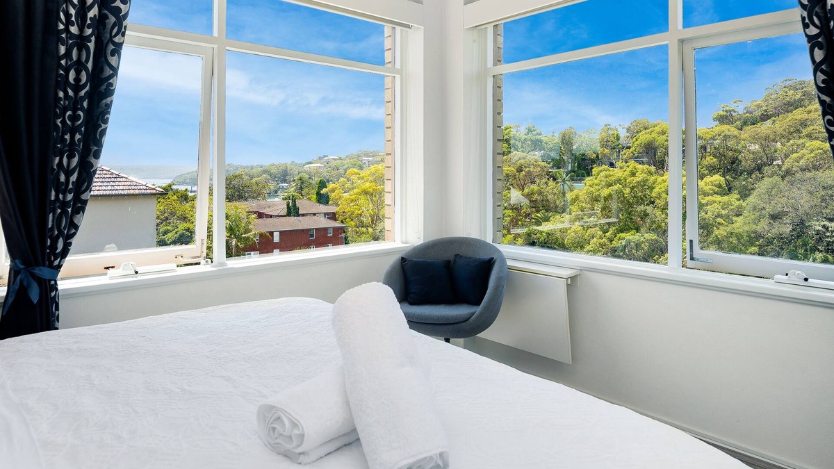 Mosman Apartment | Balmoral Escape - footsteps from beach