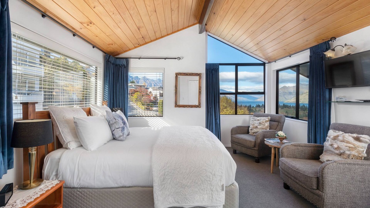 Queenstown City Centre Cabin | Balmoral Lodge