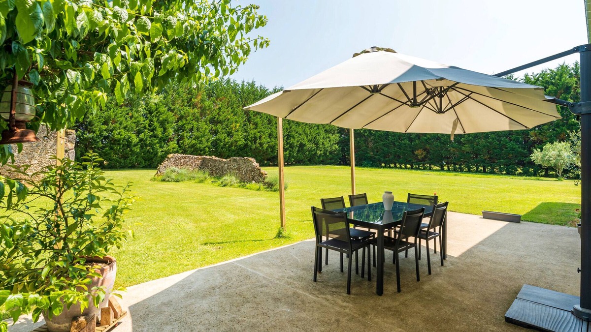Mauleon-d'Armagnac Bed & Breakfast | Balneo Guest Room with Air Conditioning – Relaxation, Spa and Nature in Gascony