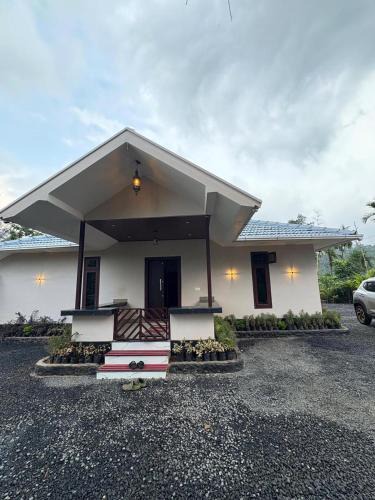 Vayittiri Villa | Banasura Mountain Villa
