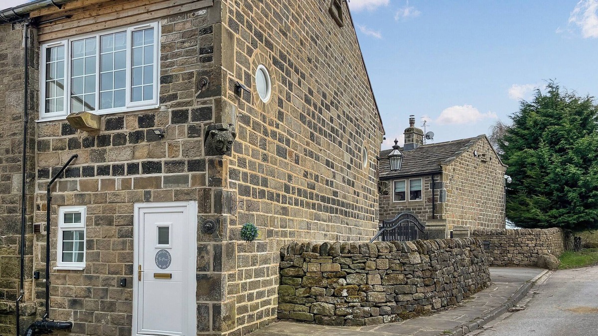 Bingley Cottage | Bank Top Mews - UK49214