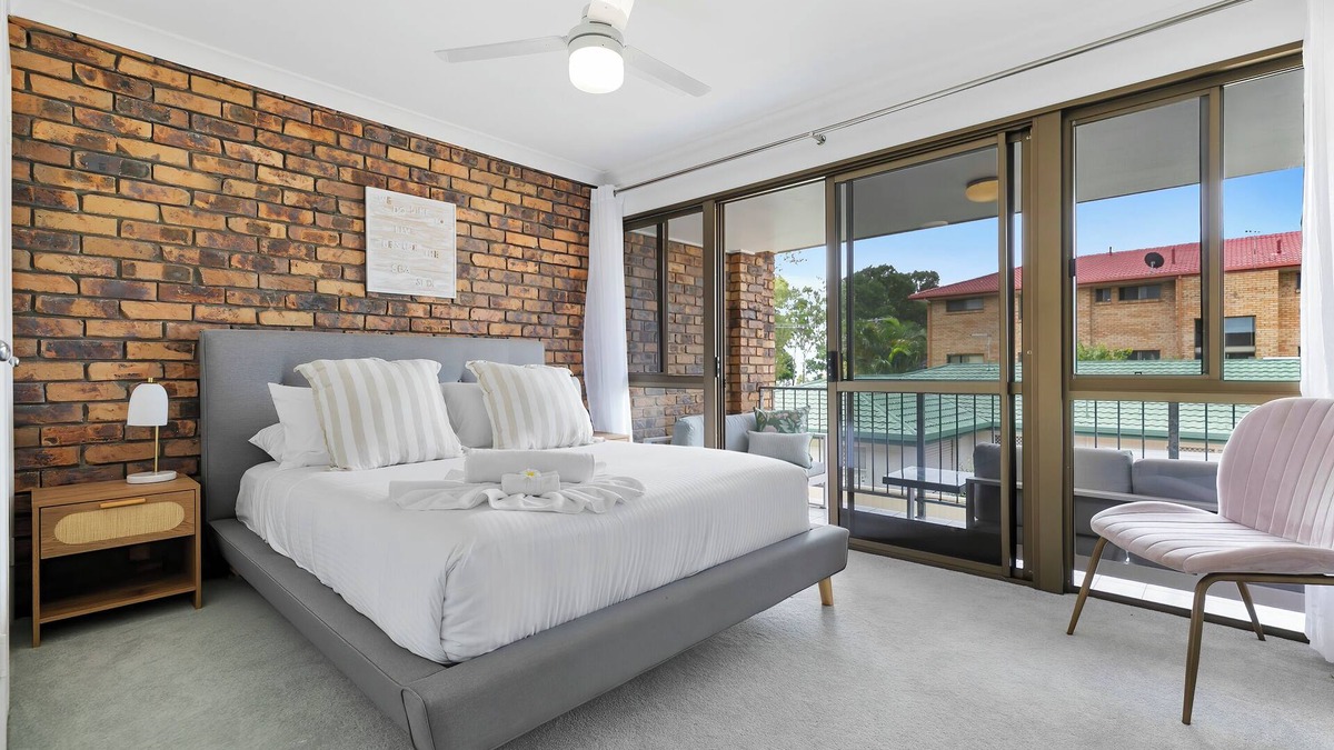 Banksia Beach House | Banksia Beach Views!