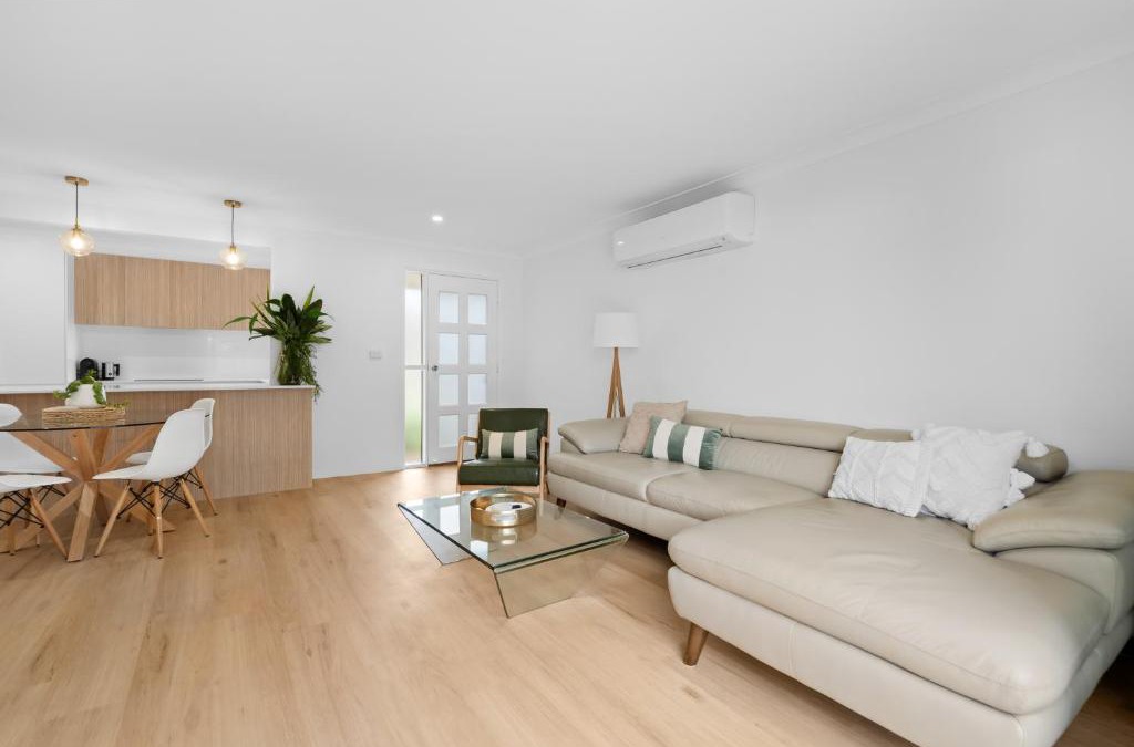 Forster Villa | Banksia Breeze Villa - 100m to North One Mile Beach