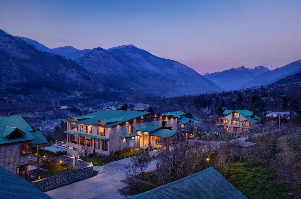 Manali Hotel | Baragarh Resort & Spa, Manali- IHCL SeleQtions