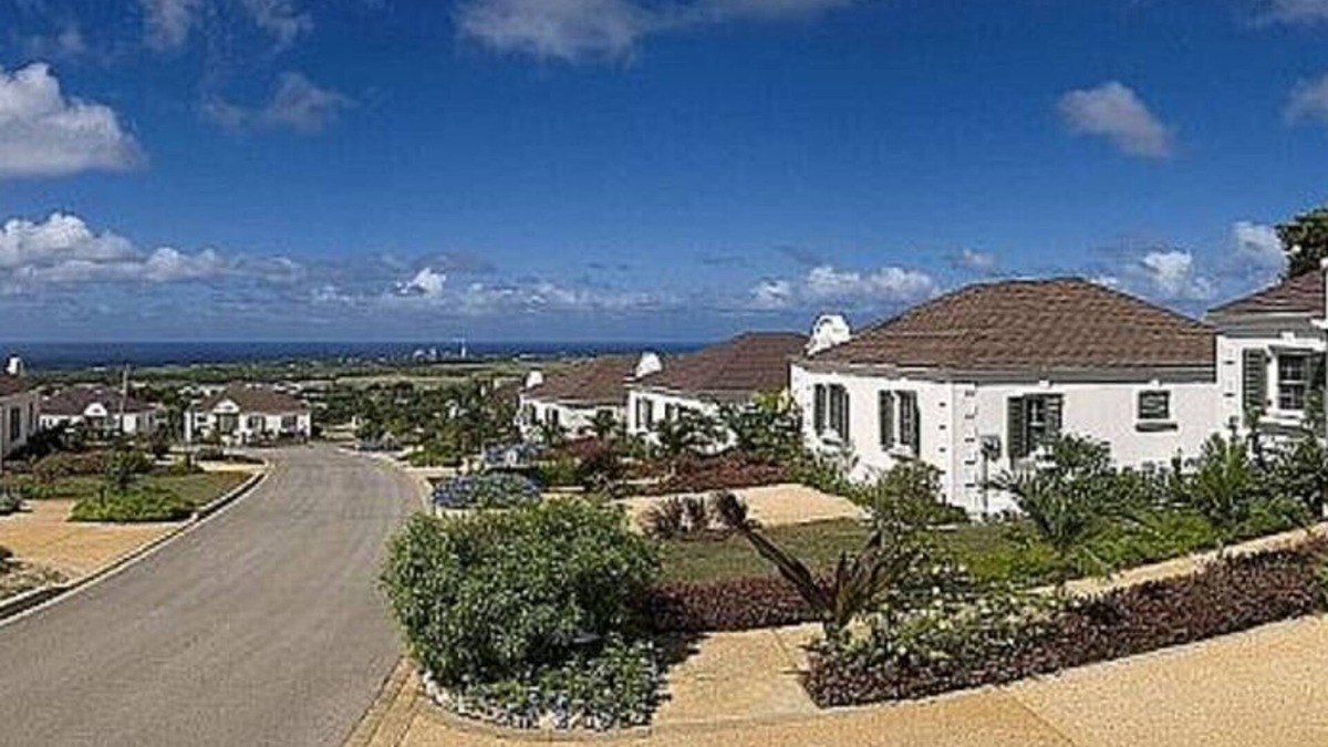 Vuemont Villa | Barbados villa in secure resort development overlooking Platinum Coast