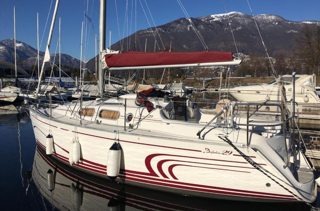 Locarno Boat Rental | Barca a vela sul lago Maggiore
