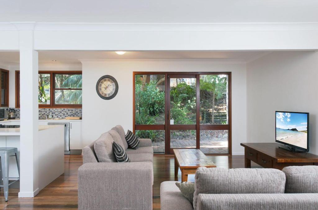 Shoal Bay House | Barefoot Beach House 24 Essendene Road
