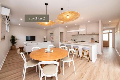 McCrae House | Barefoot Beach House McCrae