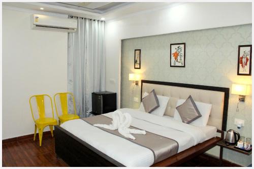 Bareilly Hotel | BAREILLY HOTEL KRISHNA RESIDENCY# Near Vaishno Devi Temple - A Premium Hotel In Bareilly
