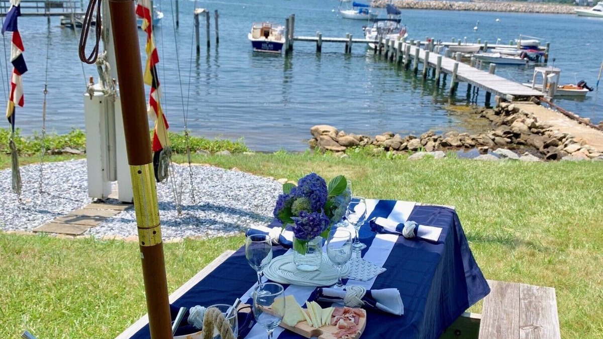 Noank House | Bargain Winter Rental, Waterfront, Charming, Dock, Boating Paradise, Noank, CT