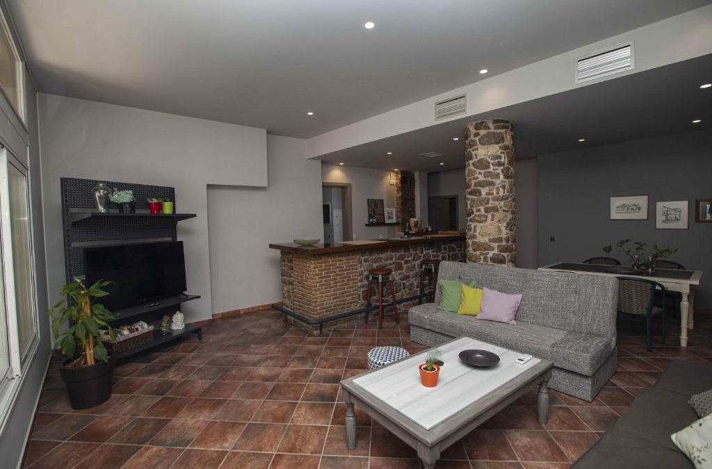 Agios Adrianos House | Barhouse
